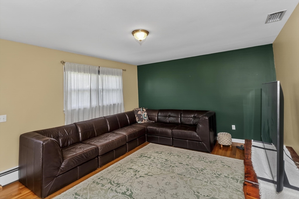128 Williams Street Ludlow, MA 01056 - Photo 12 of 28