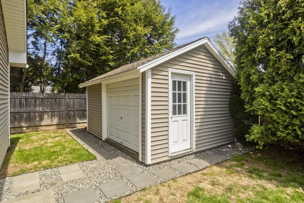 128 Williams Street Ludlow, MA 01056 - Photo 25 of 28