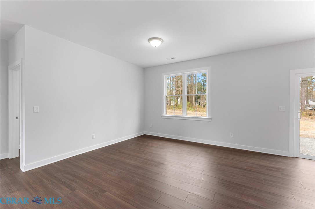 8978 Marlfield Road Gloucester, VA 23061 - Photo 17 of 33