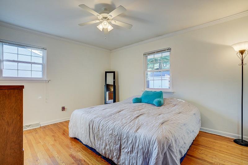 3911 Meadowlark Road Roanoke, VA 24018 - Photo 14 of 23 34