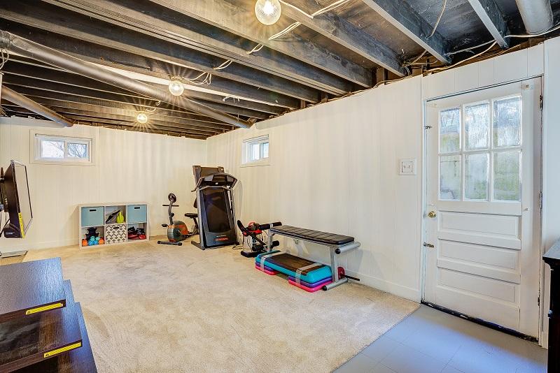 3911 Meadowlark Road Roanoke, VA 24018 - Photo 20 of 23 48