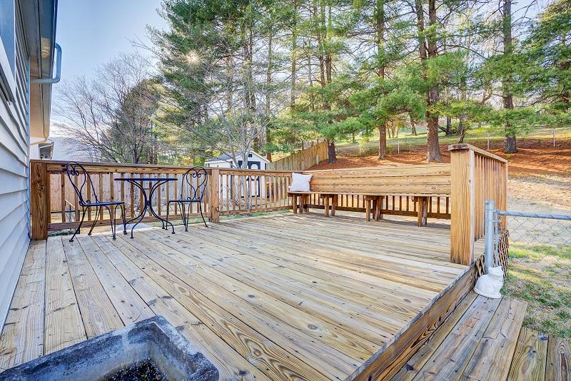 3911 Meadowlark Road Roanoke, VA 24018 - Photo 4 of 23 13