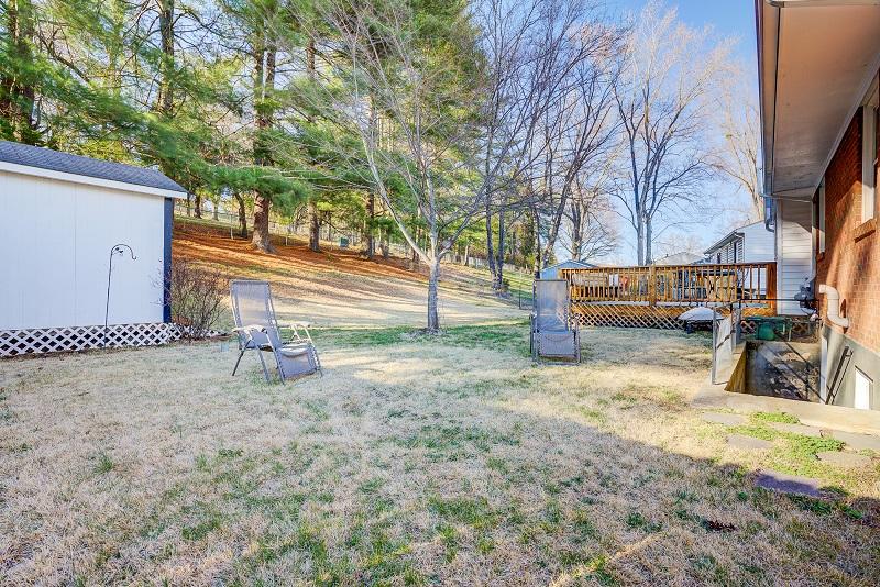 3911 Meadowlark Road Roanoke, VA 24018 - Photo 7 of 23 18