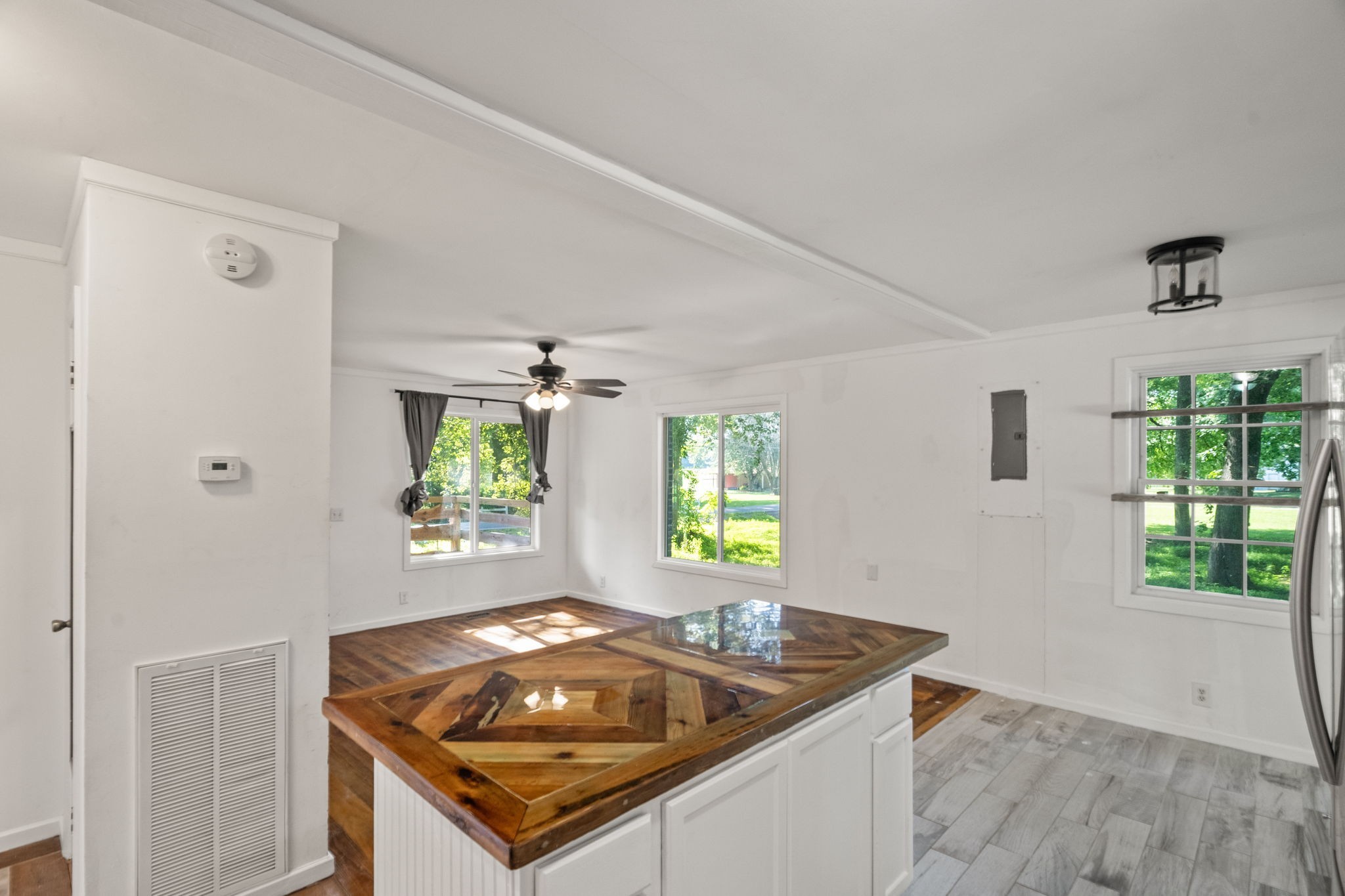 935 McCurdy Road White House, TN 37188 - Photo 8 of 19 Gallery Image 8