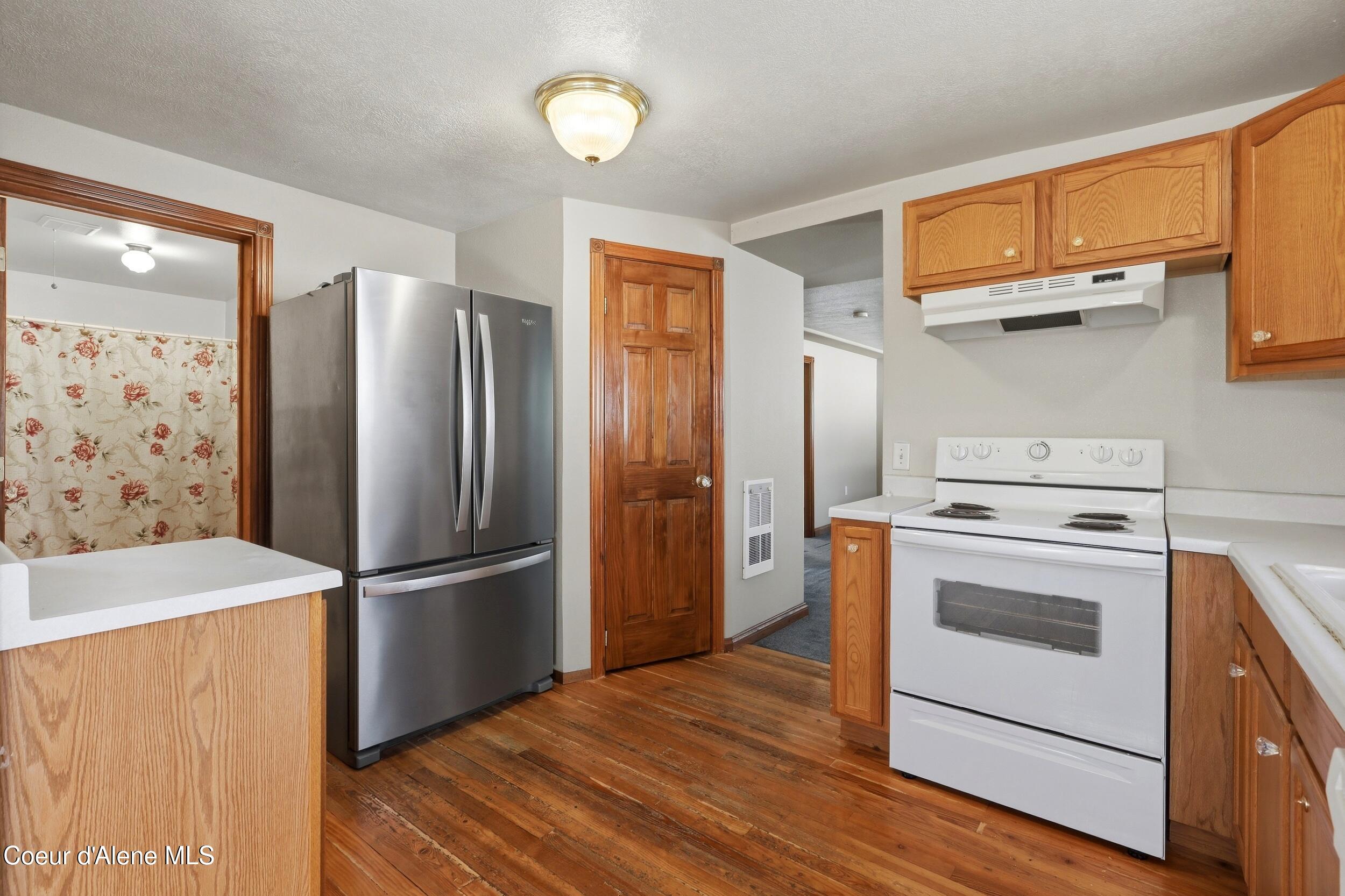 7666 Lewis Street Rathdrum, ID 83858 - Photo 5 of 58 img_1335