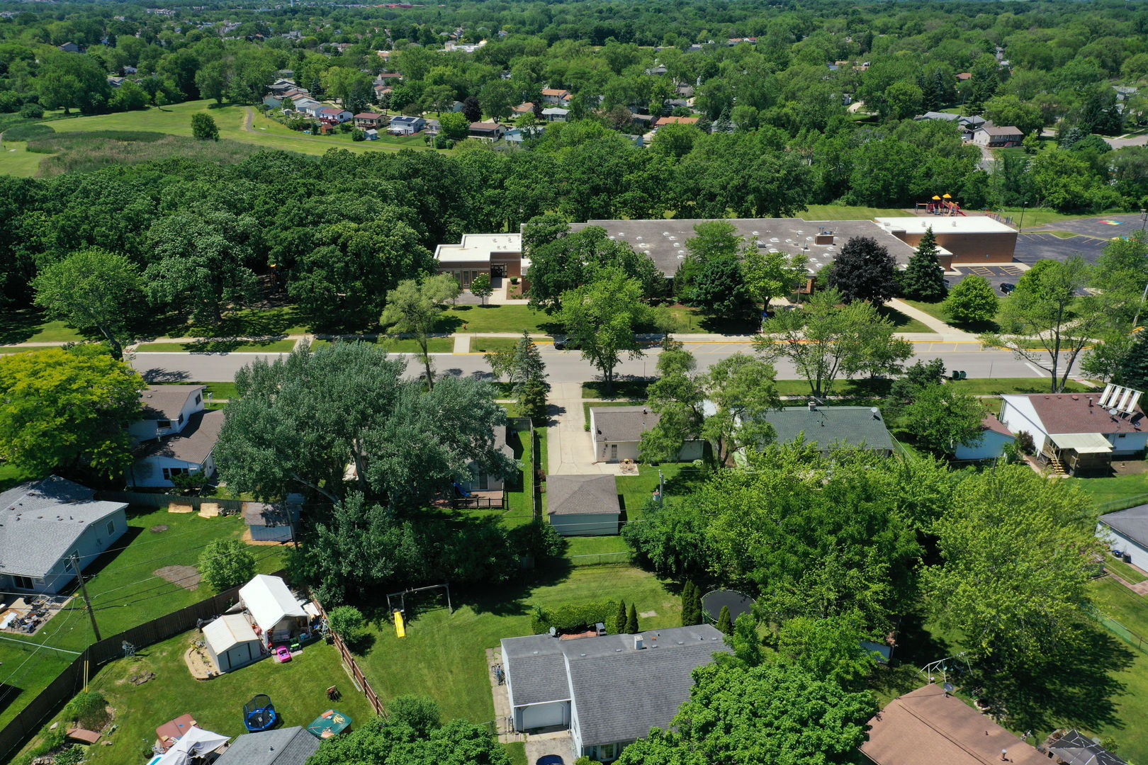 505 South Oltendorf Road Streamwood, IL 60107 - Photo 17 of 19 an aerial view of multiple house