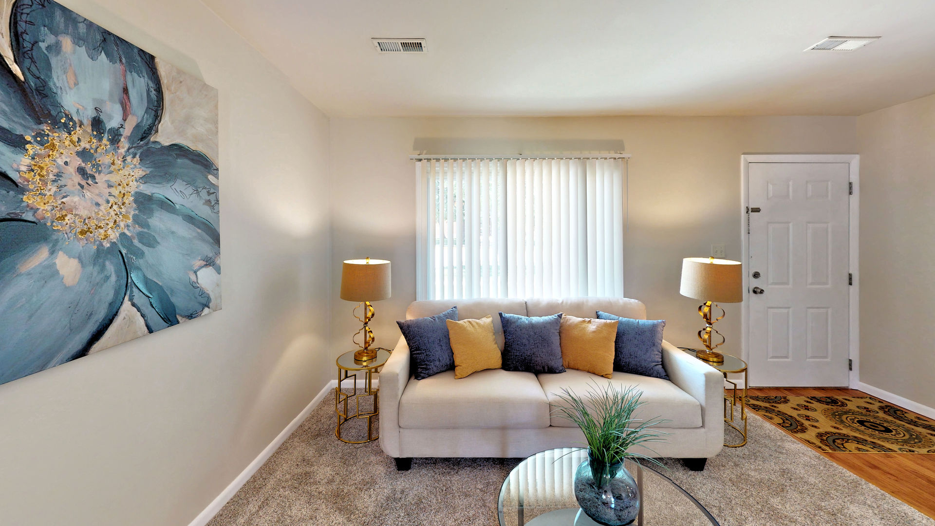 505 South Oltendorf Road Streamwood, IL 60107 - Photo 4 of 19 a living room with furniture and a potted plant