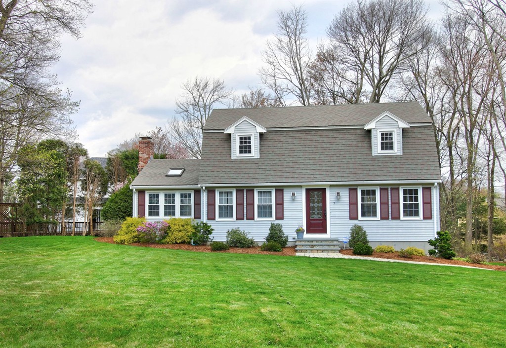 7 Hazel Road Hopkinton, MA 01748 - Photo 1 of 30 Gallery Image 1