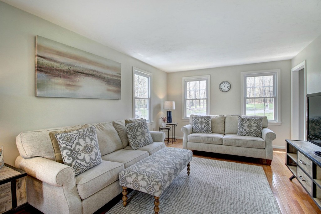 7 Hazel Road Hopkinton, MA 01748 - Photo 6 of 30 Gallery Image 6