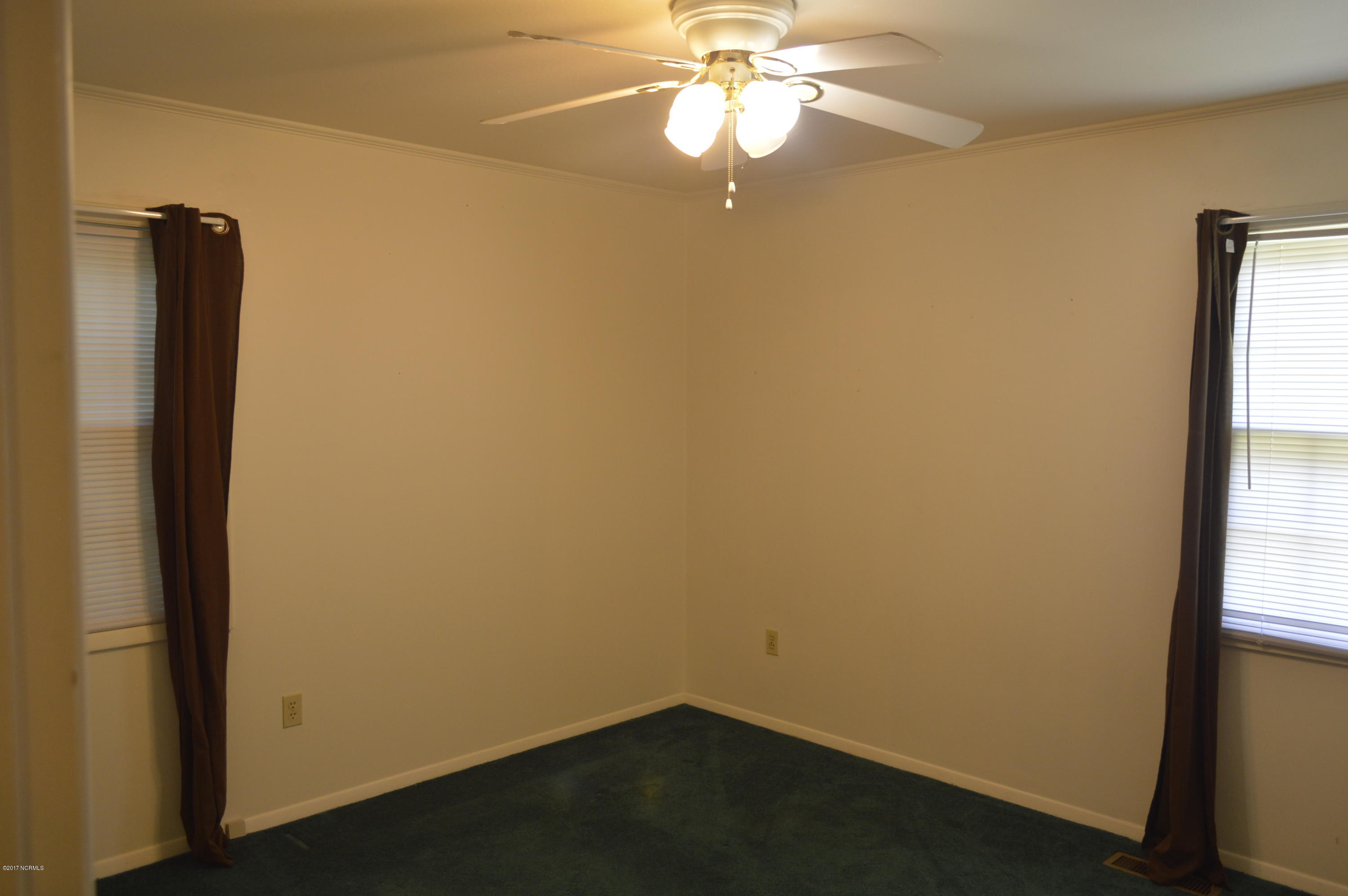 317 Cardinal Road Jacksonville, NC 28546 - Photo 16 of 35 _DSC0219