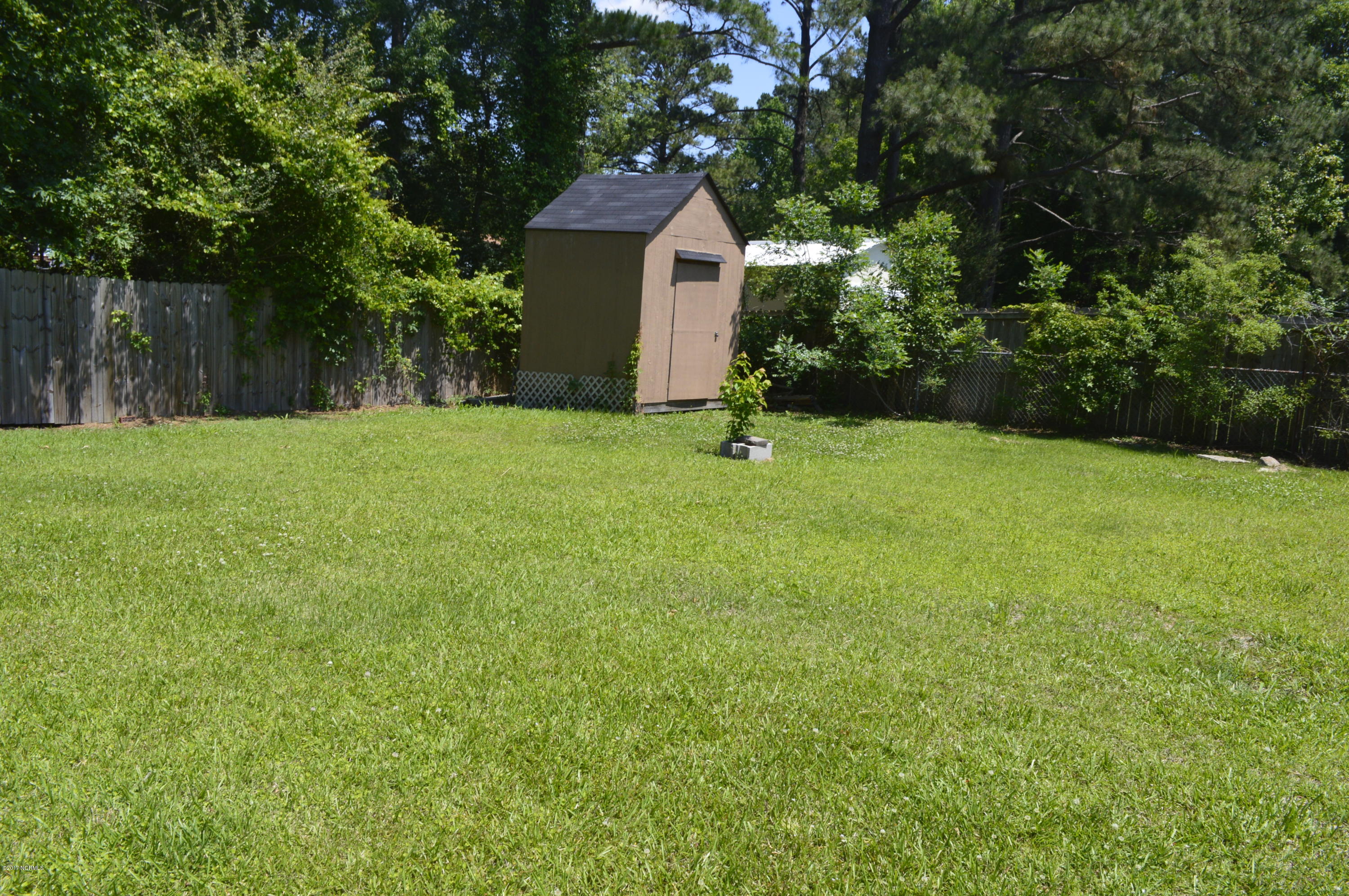 317 Cardinal Road Jacksonville, NC 28546 - Photo 29 of 35 _DSC0231