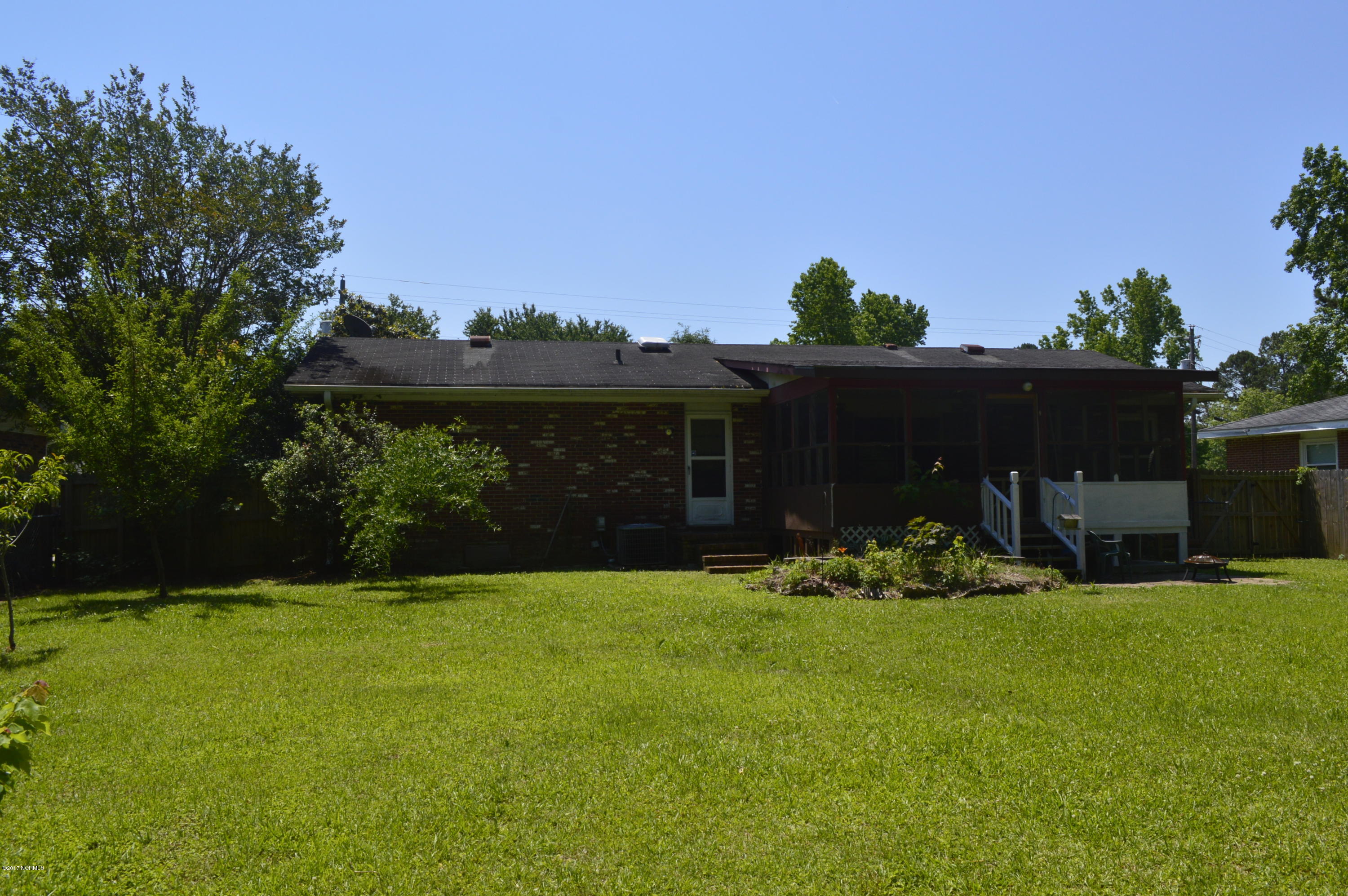 317 Cardinal Road Jacksonville, NC 28546 - Photo 30 of 35 _DSC0232