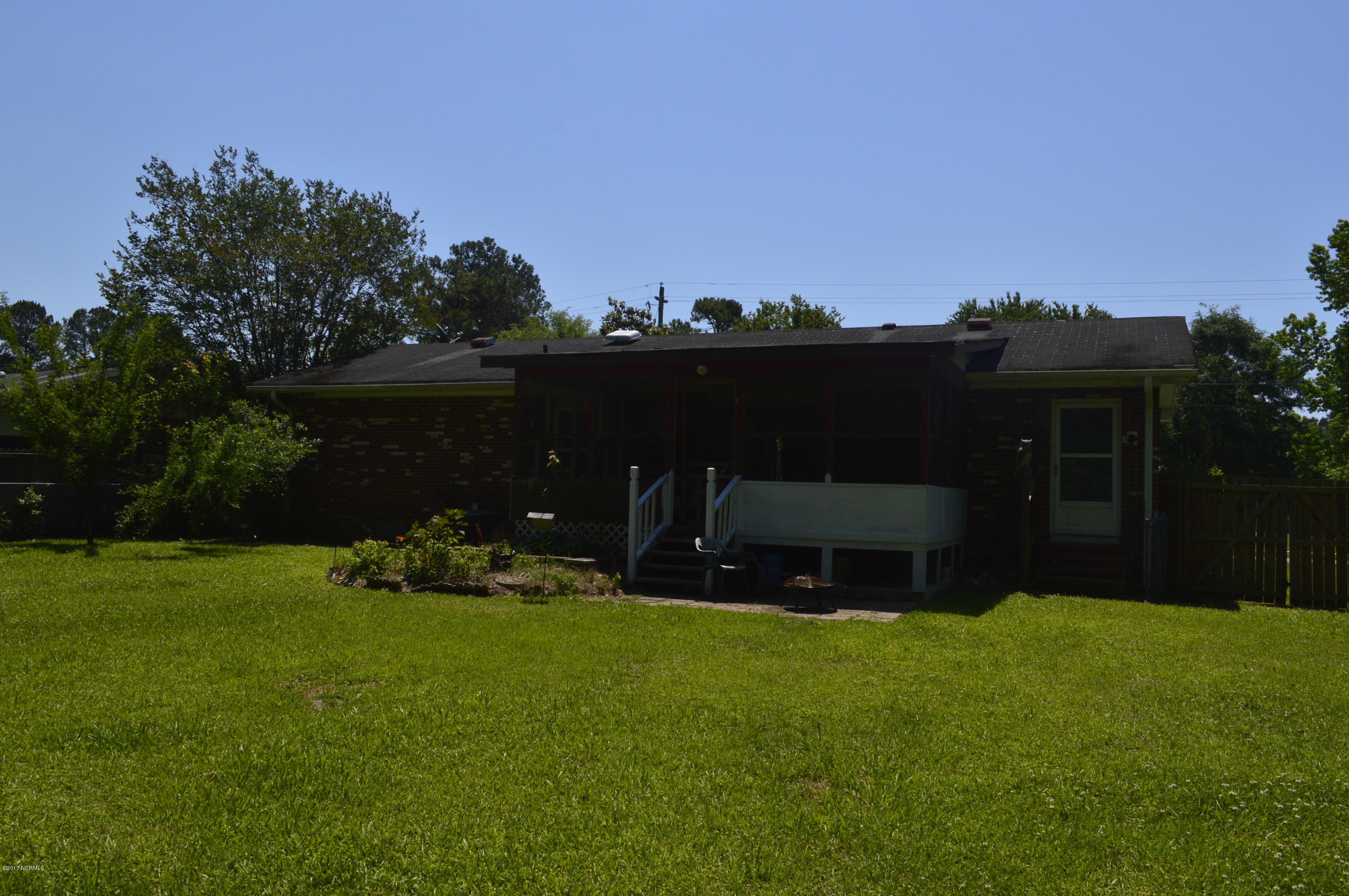 317 Cardinal Road Jacksonville, NC 28546 - Photo 32 of 35 _DSC0234