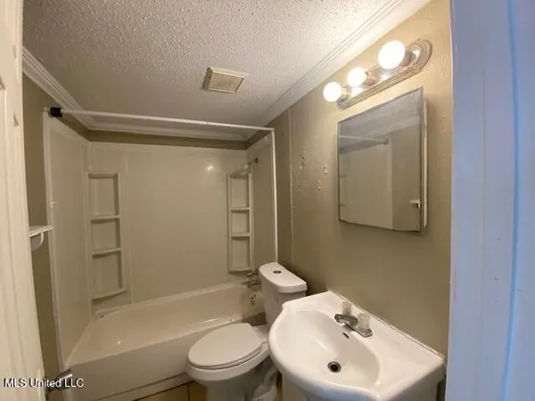 $825 | 3407 53rd Avenue, Unit 1, Gulfport, MS 39501