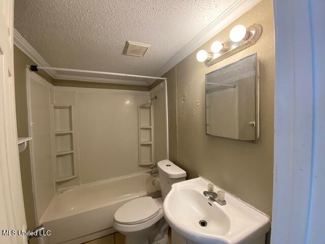 3407 53rd Avenue, Unit 1 Gulfport, MS 39501 - Photo 5 of 9 IMG_9169