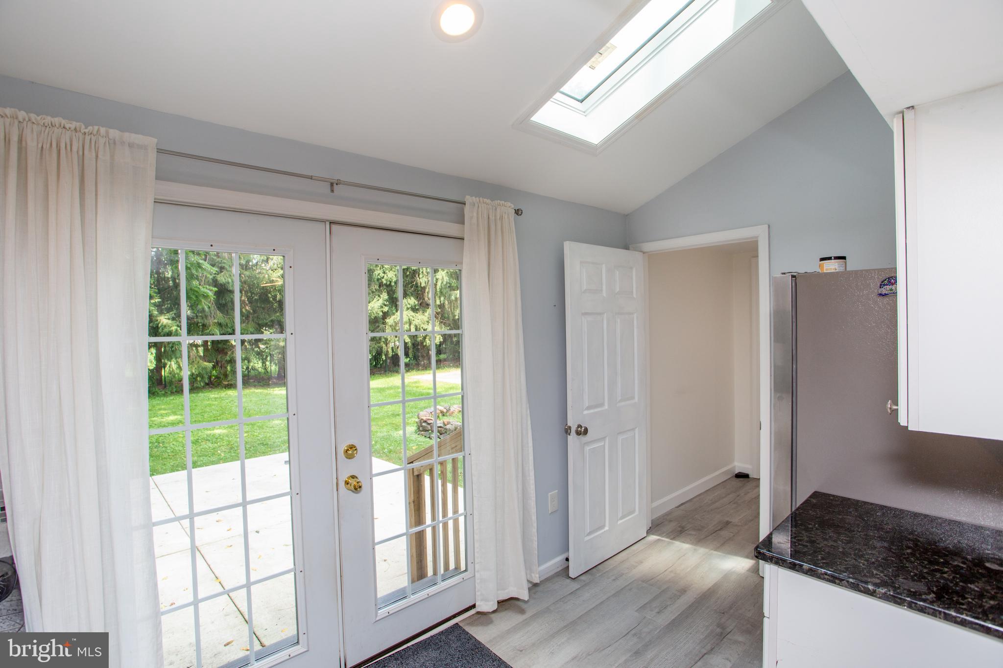 173 Old Cranbury Road Cranbury, NJ 08512 - Photo 14 of 53