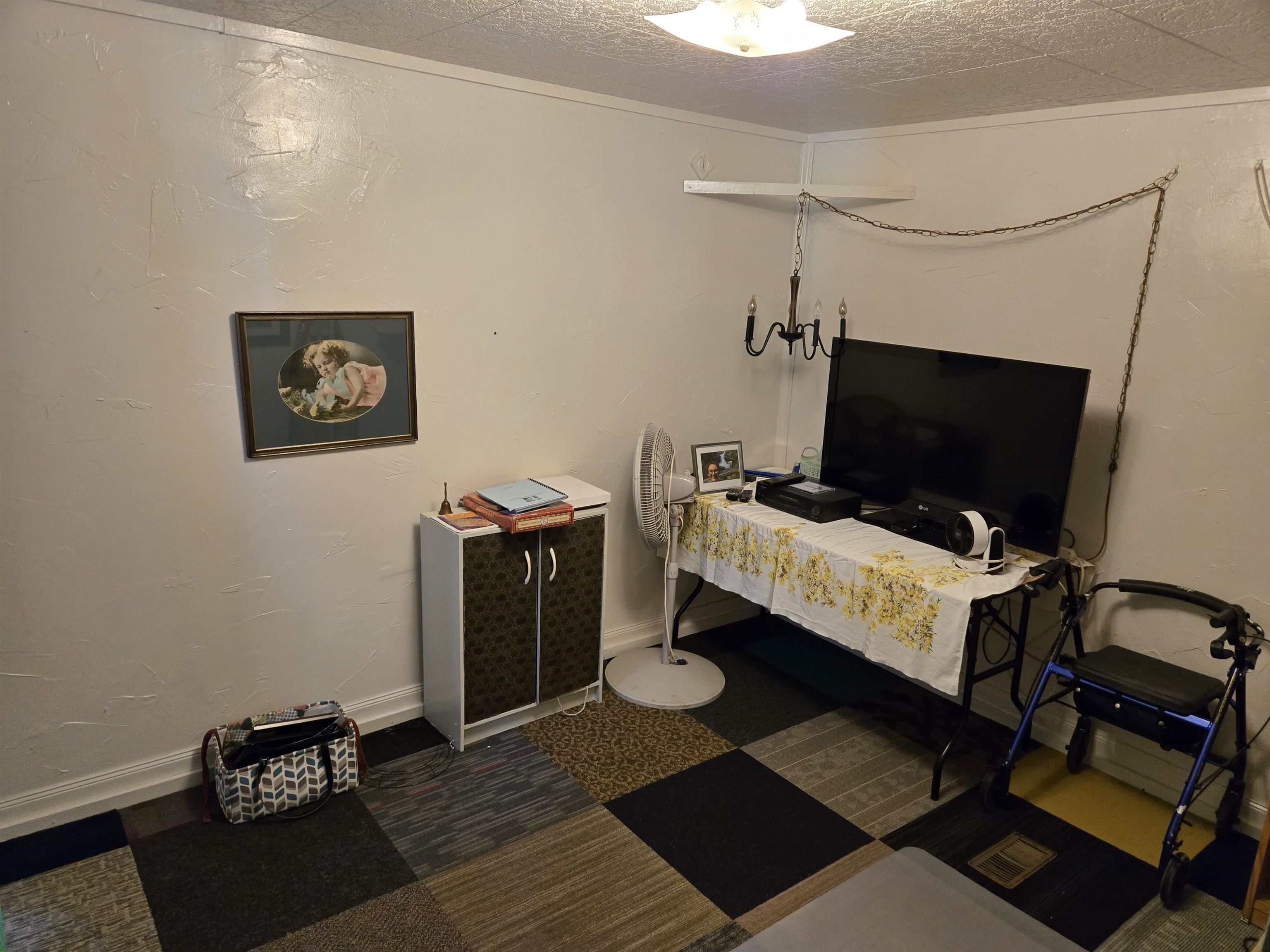 1714 Imlay City Road Lapeer, MI 48446 - Photo 18 of 20 1936337-5f051fd5-e476-414e-aa19-d9f177aff5e3.JPG
