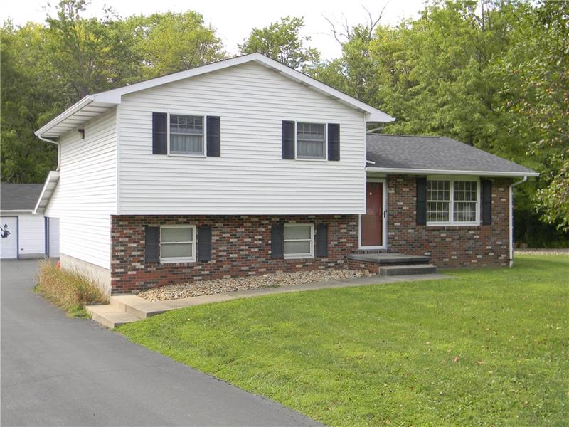 3183 Mercer Road New Castle, PA 16105 - Photo 2 of 25 FRONT VIEW OF HOUSE