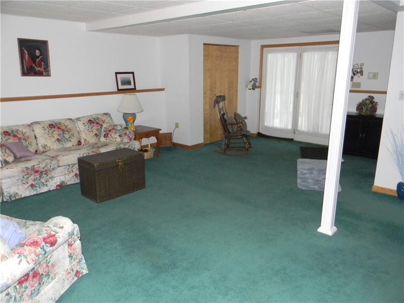 3183 Mercer Road New Castle, PA 16105 - Photo 15 of 25 Gallery Image 15