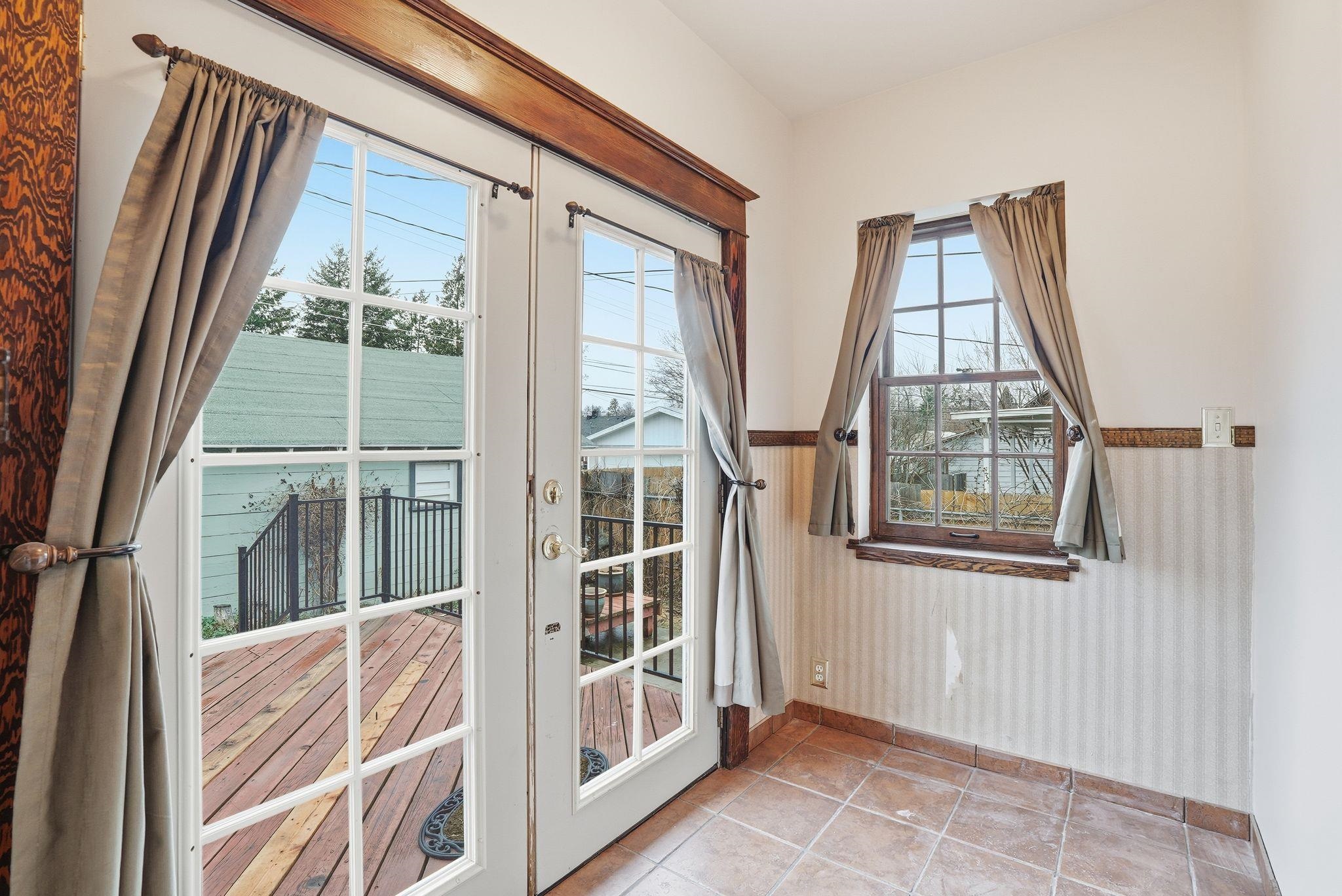 4917 North Post Street Spokane, WA 99205 - Photo 15 of 27