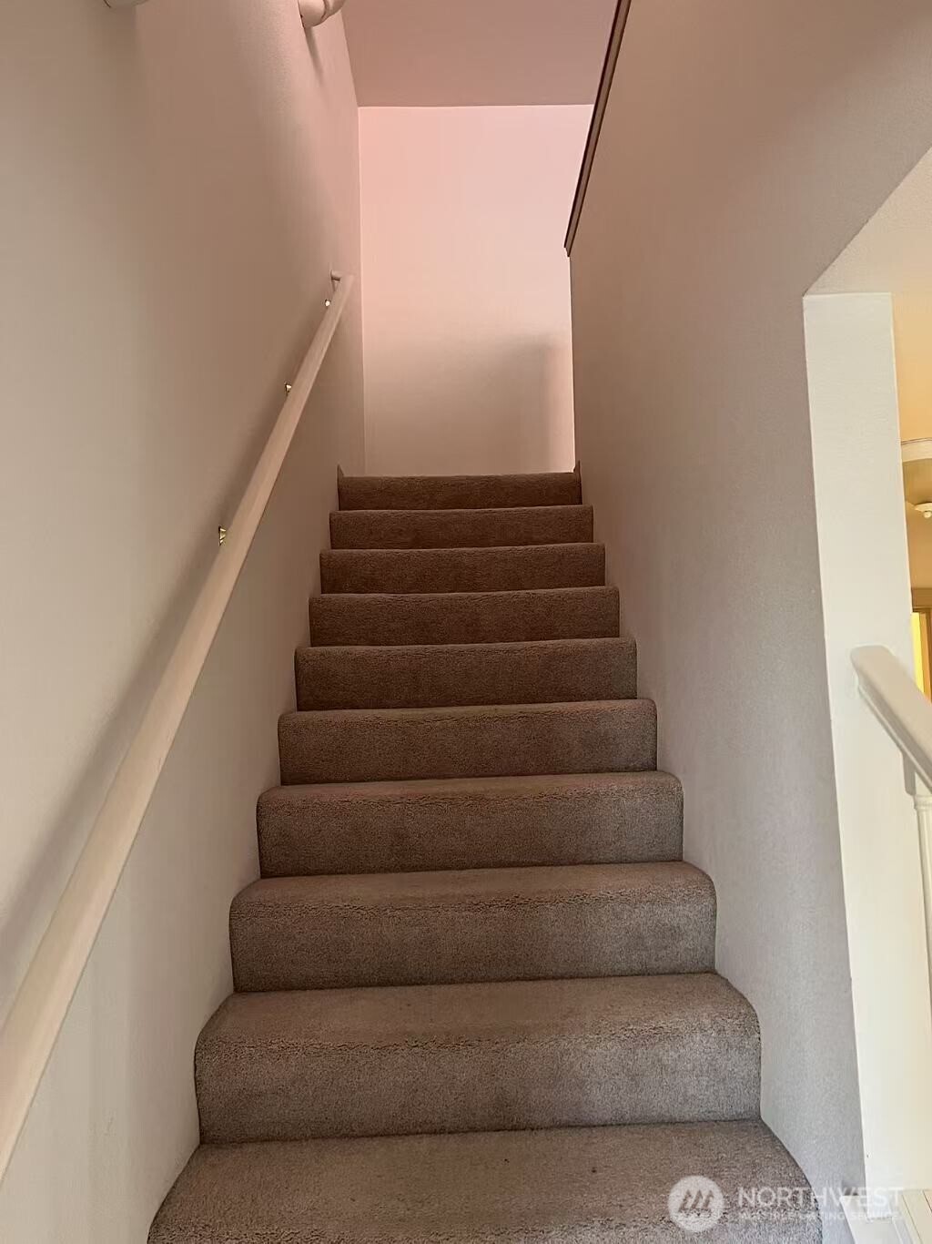 1160 Monroe Avenue Northeast, Unit D2 Renton, WA 98056 - Photo 16 of 16 a view of entryway