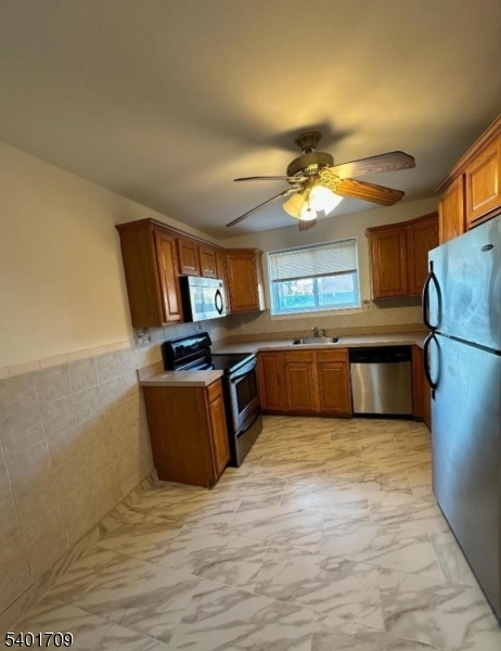 199 North Beverwyck Road, Unit B2 Lake Hiawatha, NJ 07034 - Photo 2 of 9