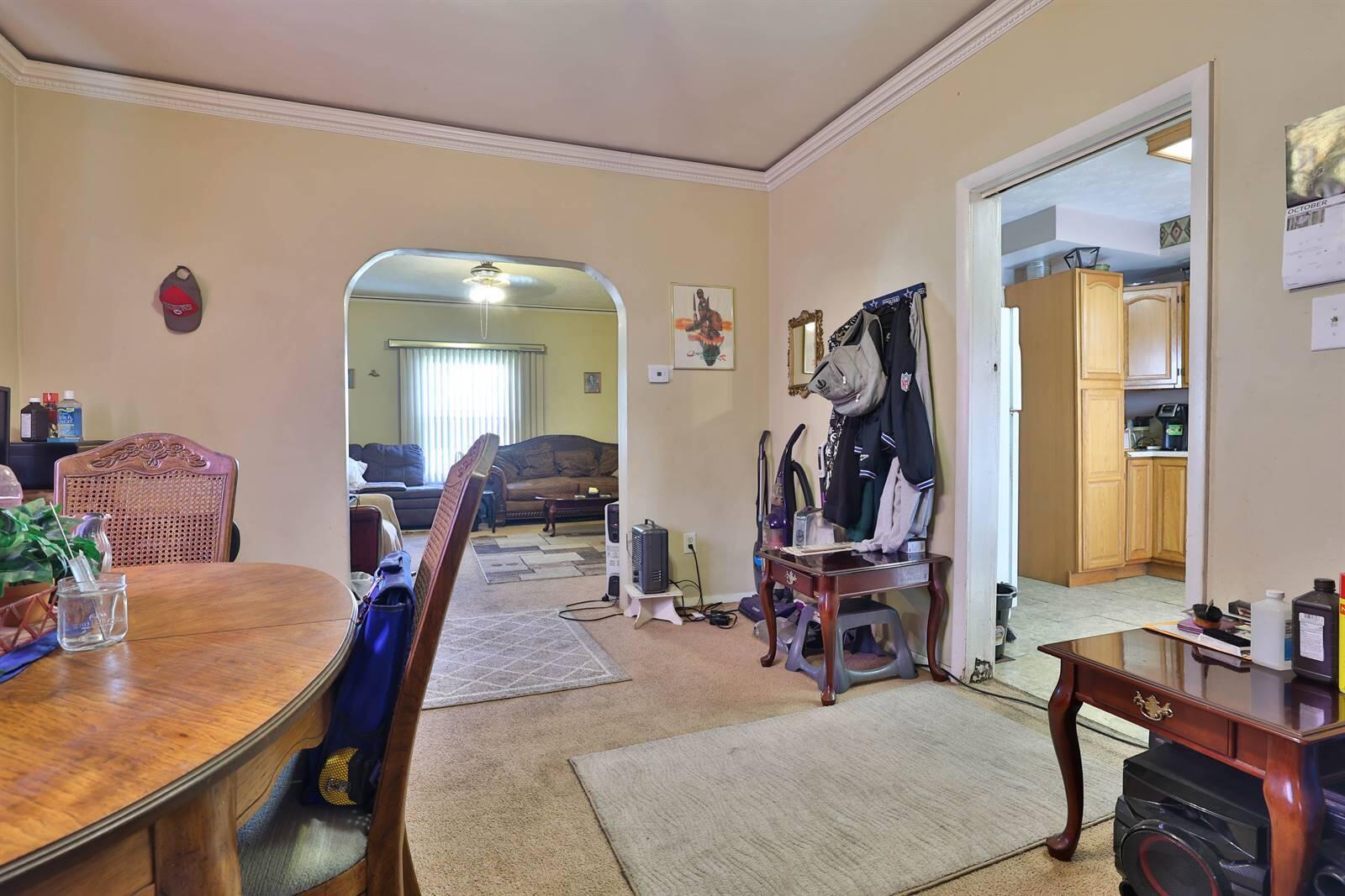 209 West Liberty Street Springfield, OH 45506 - Photo 9 of 24 009-Dining-Room-2