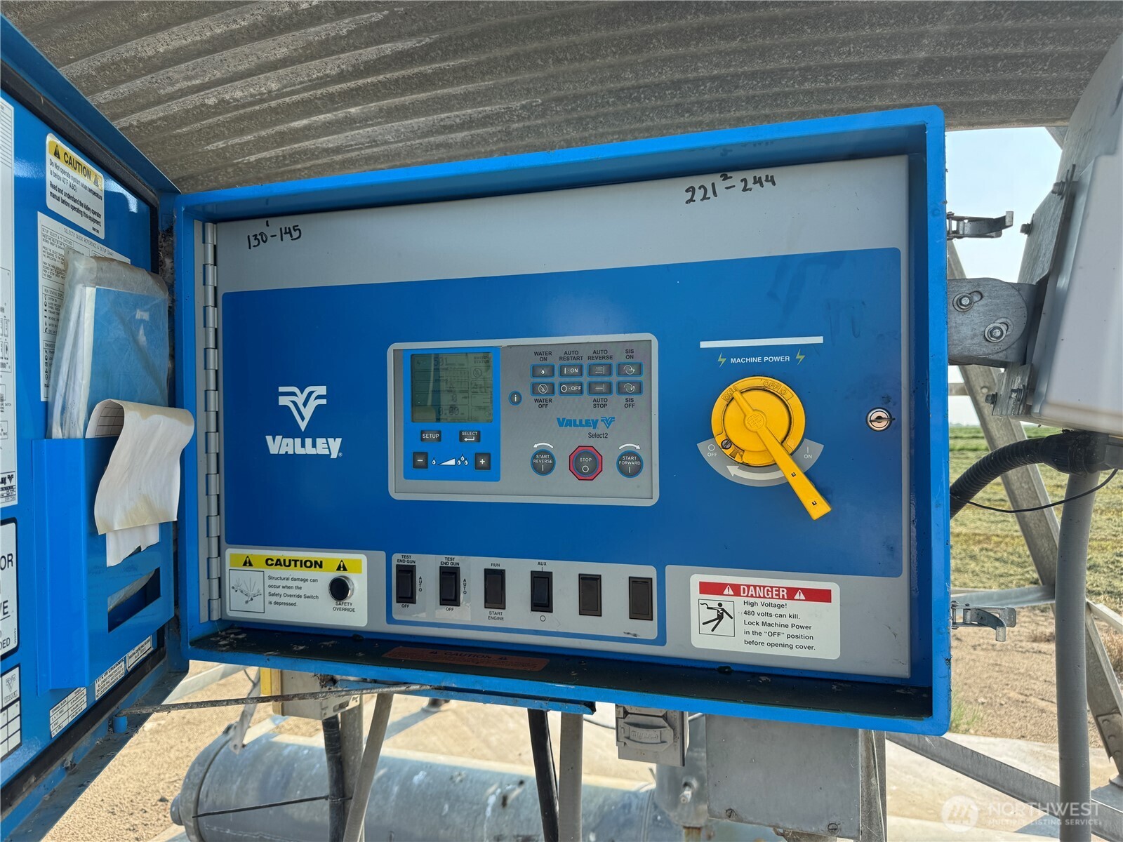 9002 Omer Road Mesa, WA 99343 - Photo 22 of 40 a view of a wooden door and chair