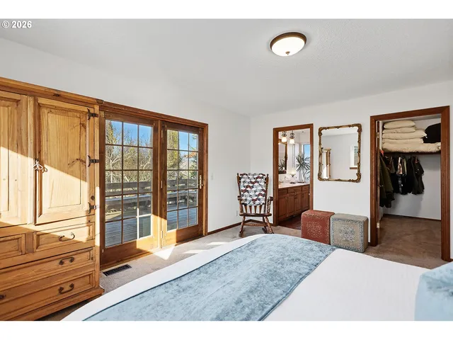 $1,100,000 | 6370 Miller Road, Mount Hood Parkdale, OR 97041