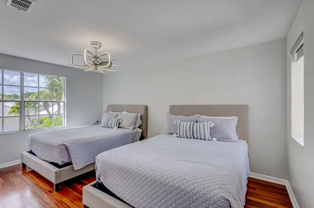 $8,500 | 17 Selby Lane, Palm Beach Gardens, FL 33418