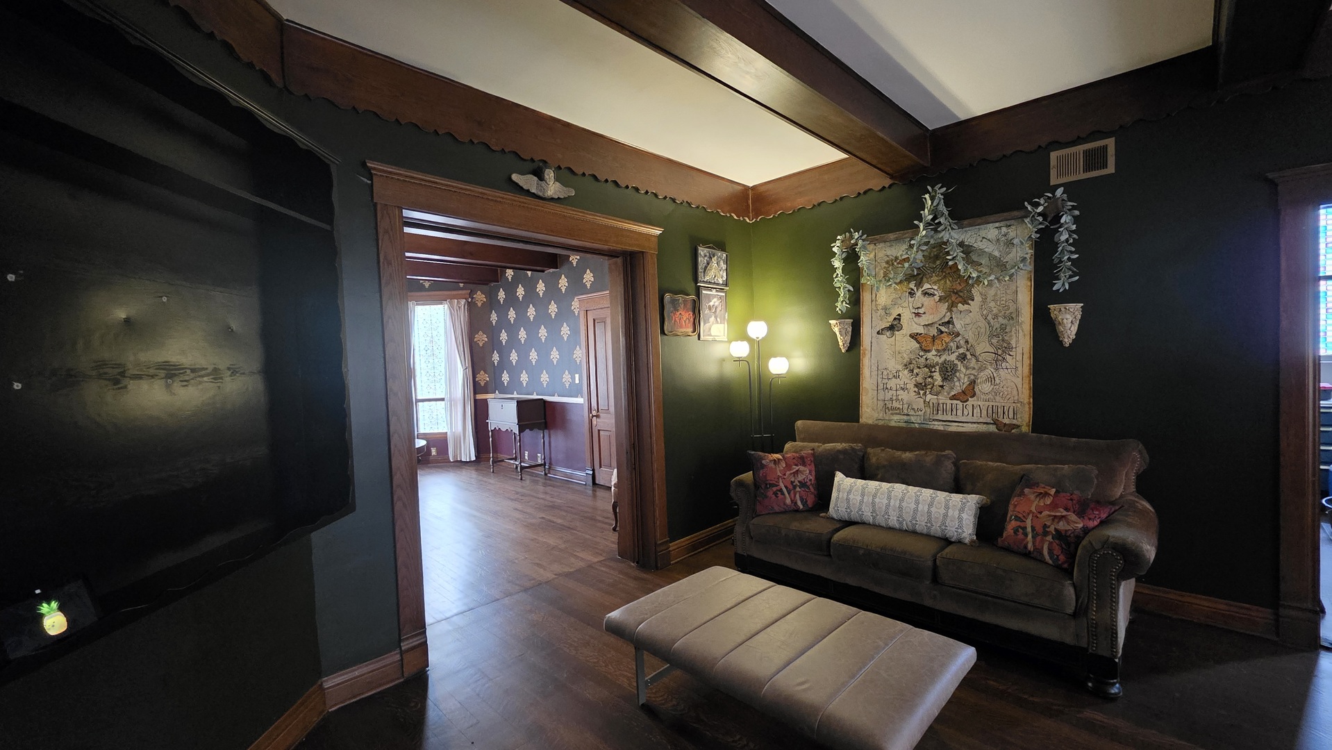 801 7th Street LaSalle, IL 61301 - Photo 14 of 50 a living room with furniture and a window
