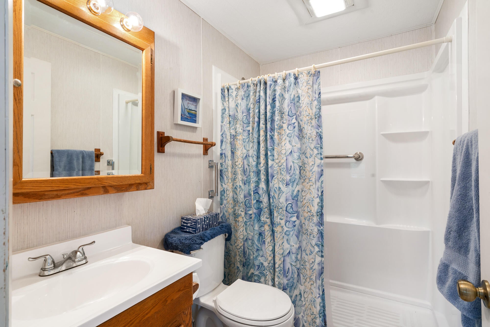 988 Ranch Road Indian River, MI 49749 - Photo 32 of 52 2nd Bathroom
