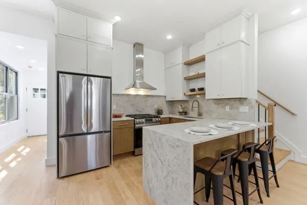 $10,500 | 113 Oak Street, Unit 1, Jersey City, NJ 07304