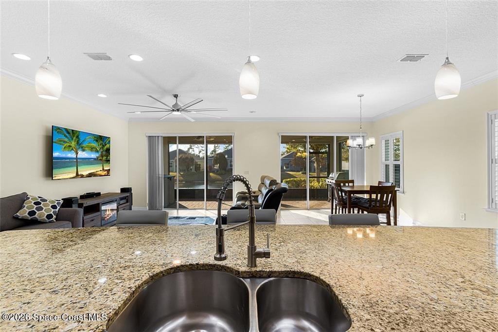 111 Sandcrest Circle Sebastian, FL 32958 - Photo 7 of 34 GetMedia (13)