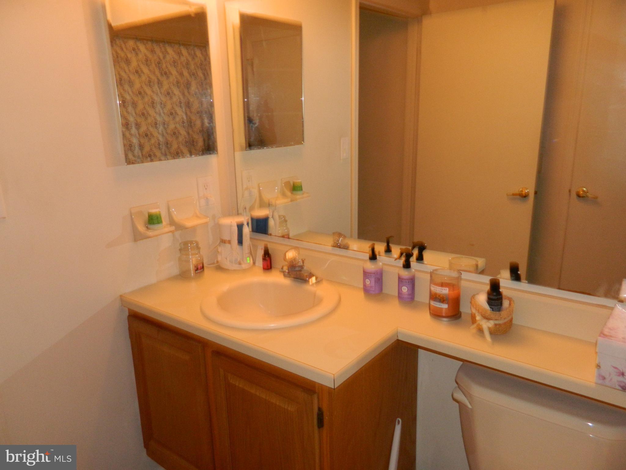 1403 Wharton Road Mount Laurel, NJ 08054 - Photo 12 of 19