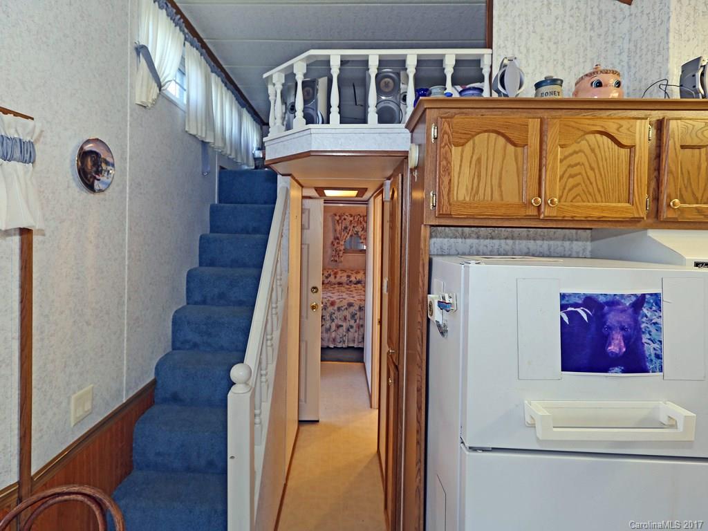 408 Whispering Wind Road Waynesville, NC 28785 - Photo 10 of 11 Gallery Image 10
