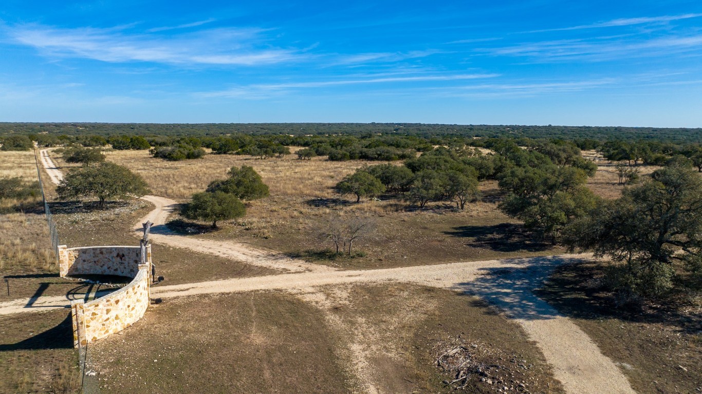 3681 K2 Road Leakey, TX 78873 - Photo 40 of 40