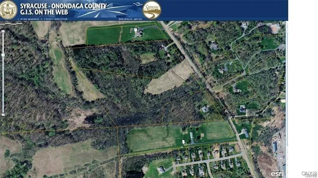 $349,999 | 9141 River Road, Lysander, NY 13135