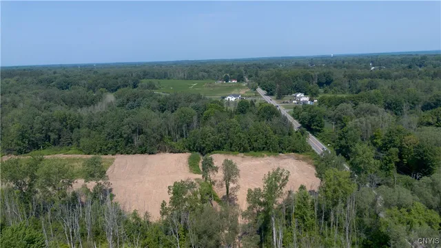 $349,999 | 9141 River Road, Lysander, NY 13135