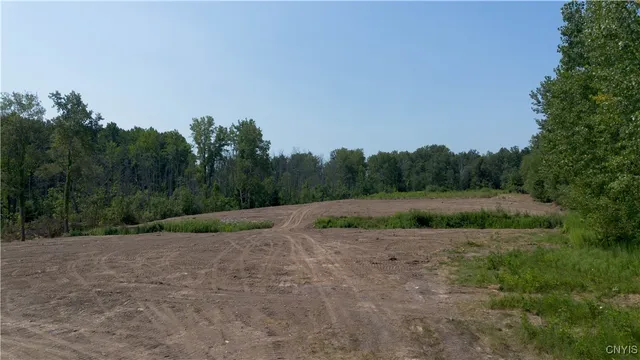 $349,999 | 9141 River Road, Lysander, NY 13135