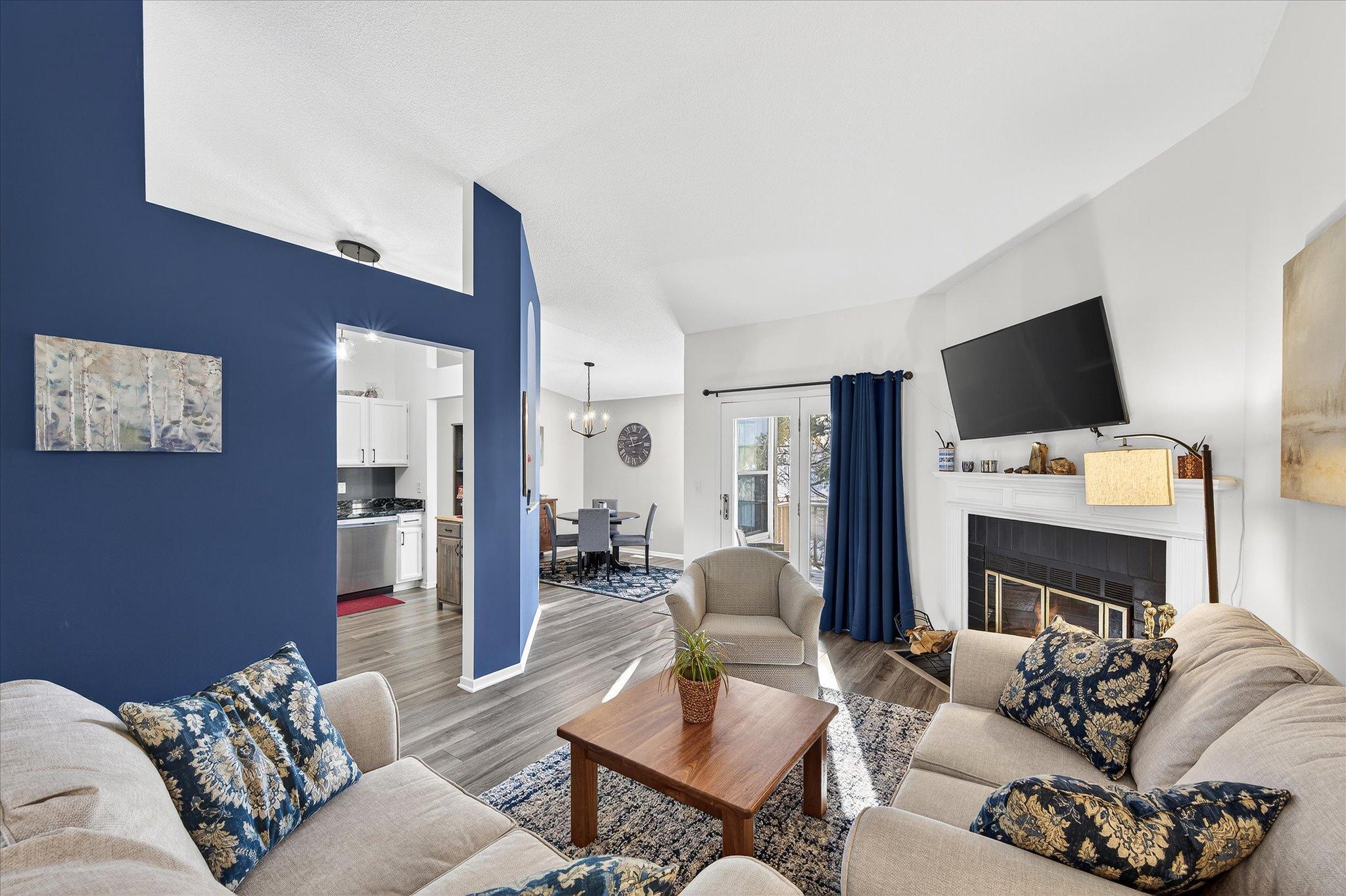 7555 West 110th Street Bloomington, MN 55438 - Photo 4 of 17