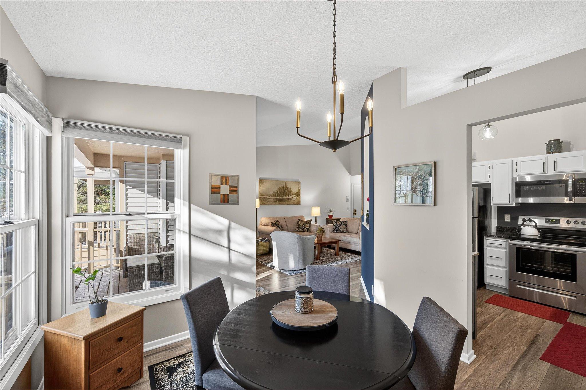 7555 West 110th Street Bloomington, MN 55438 - Photo 6 of 17