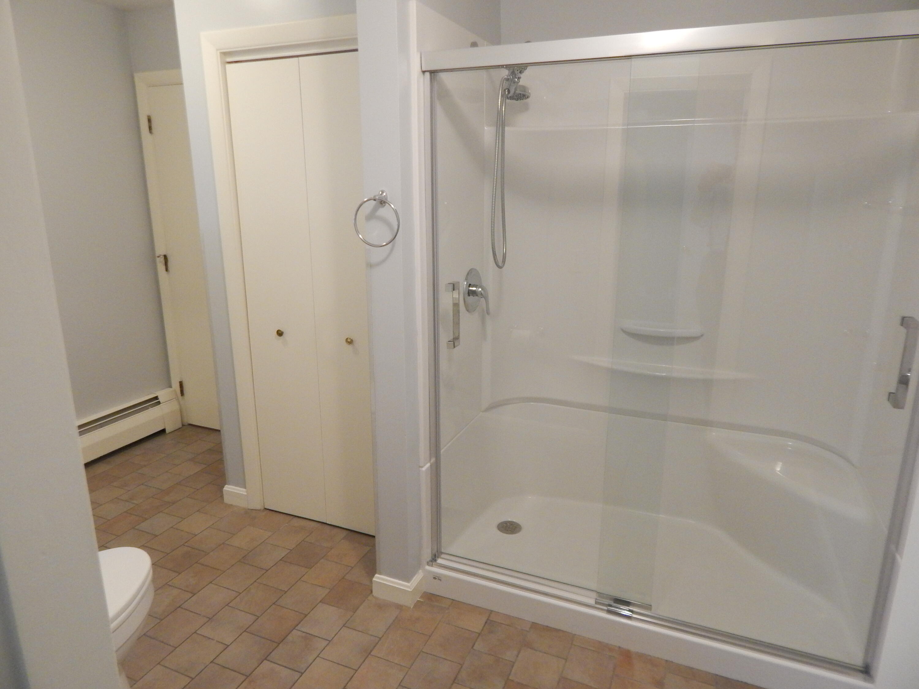 237 Clyde Road Bangor, ME 04401 - Photo 14 of 29 013