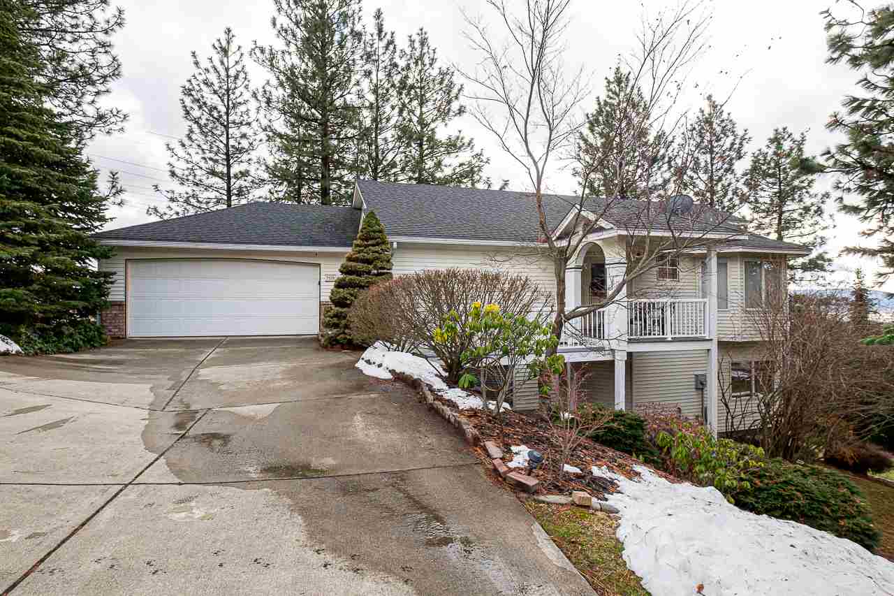 7820 East Timber Ridge Lane Spokane, WA 99212 - Photo 1 of 20 Gallery Image 1