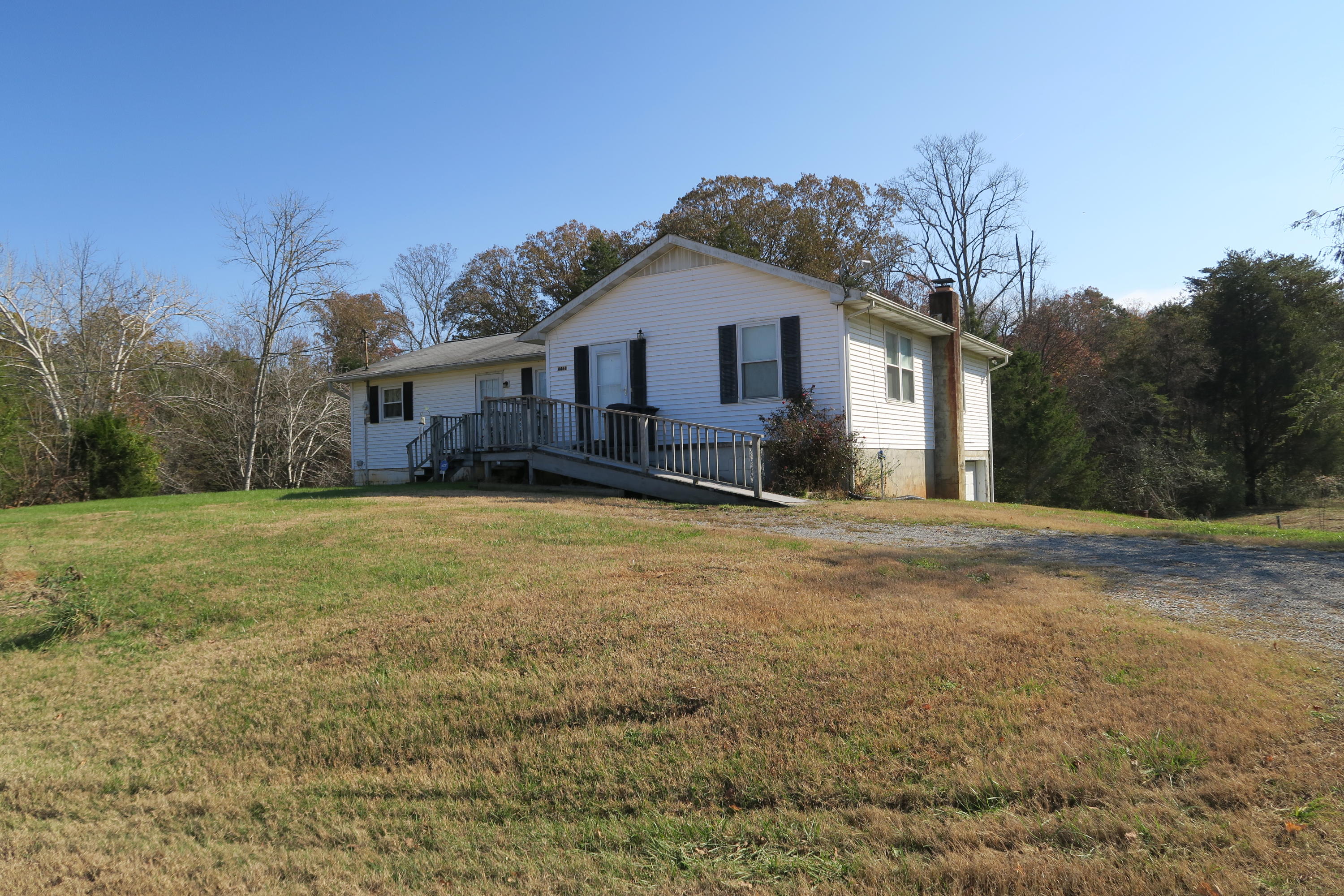 4461 Floyd Lee Road Friendsville, TN 37737 - Photo 2 of 35 IMG_0152