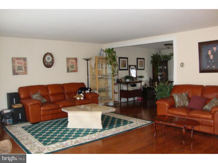 1503 Marian Road Abington, PA 19001 - Photo 4 of 14 Gallery Image 4