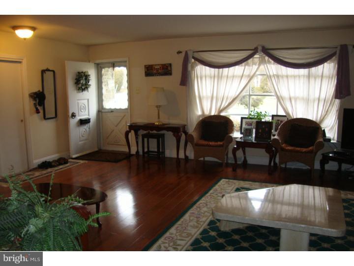 1503 Marian Road Abington, PA 19001 - Photo 5 of 14 Gallery Image 5