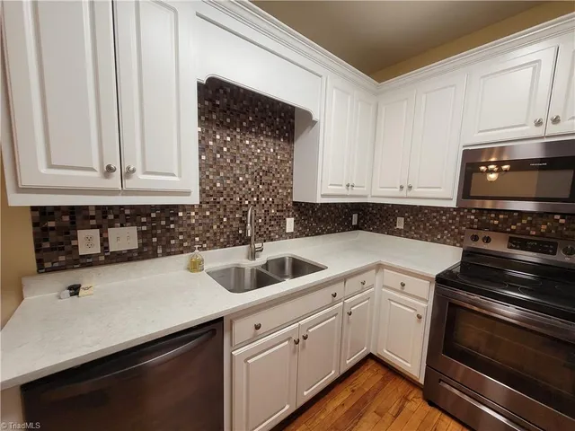 $255,000 | 165 Virginia Street, Unit 206, Mount Airy, NC 27030