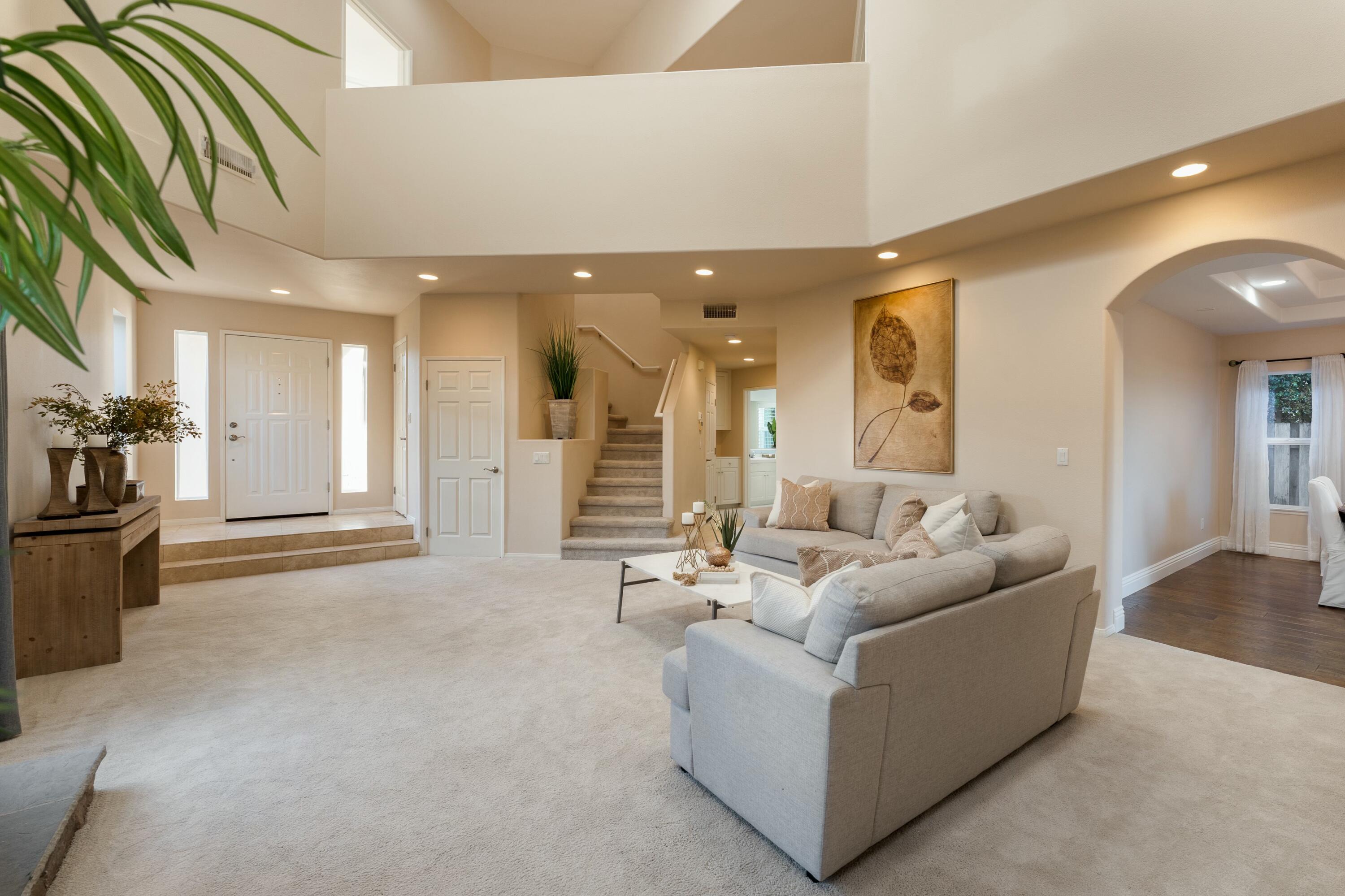 7817 Day Road Goleta, CA 93117 - Photo 6 of 40 living2