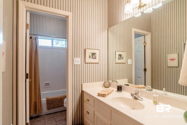509 Trace Crossing Daphne, AL 36526 - Photo 24 of 41 Guest Bathroom